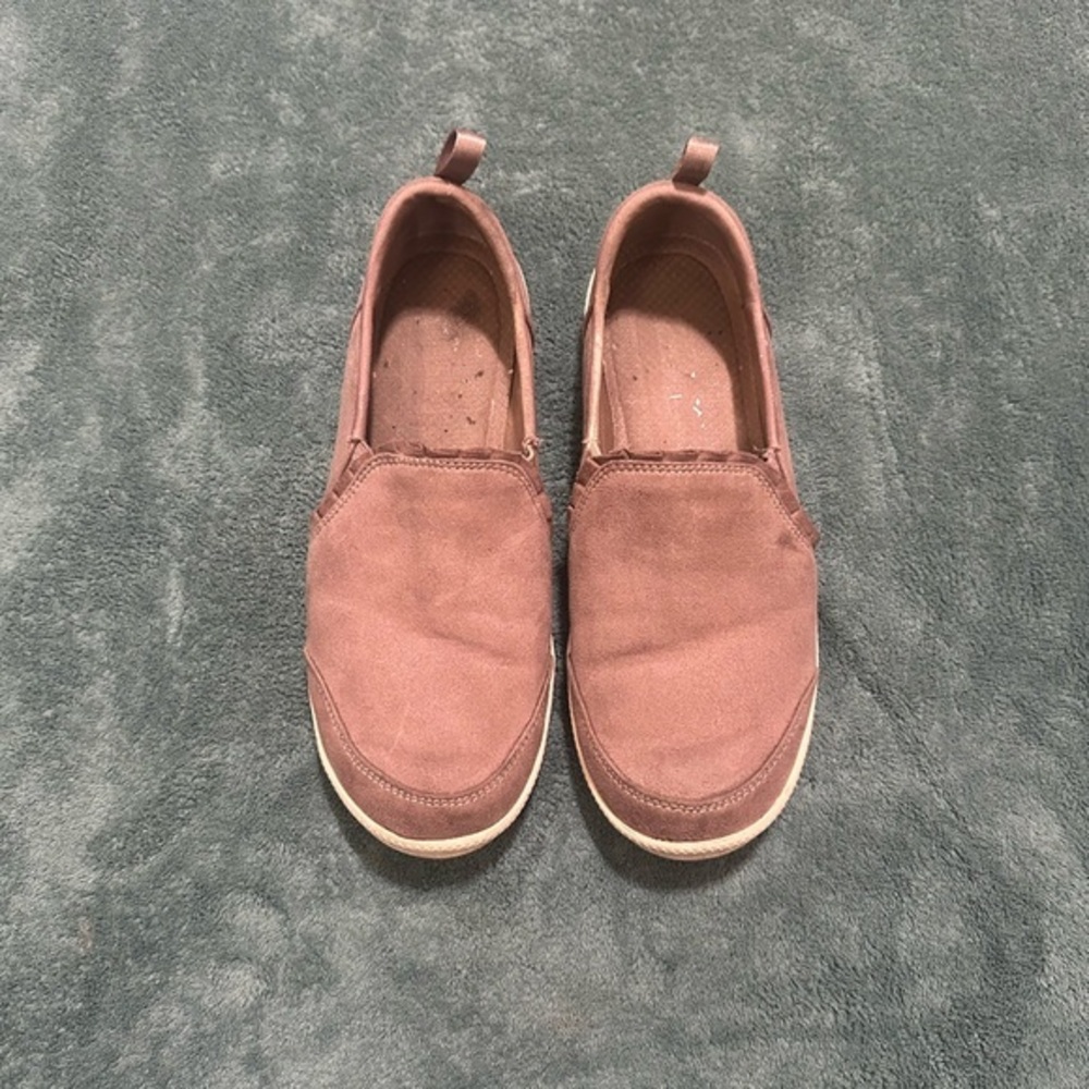 Sketchers Ruffle Slip On Sneakers 6